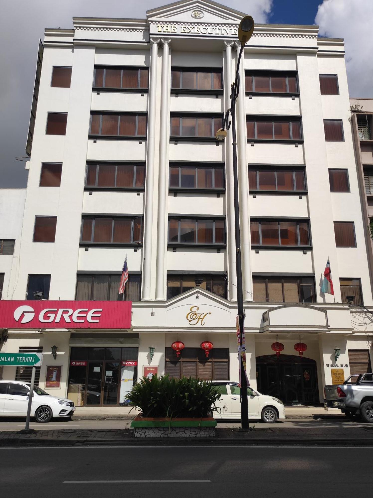 The Executive Hotel Lahad Datu Kültér fotó