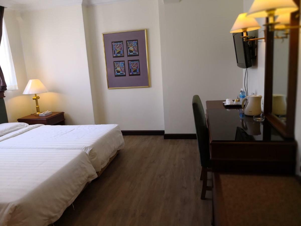 The Executive Hotel Lahad Datu Kültér fotó