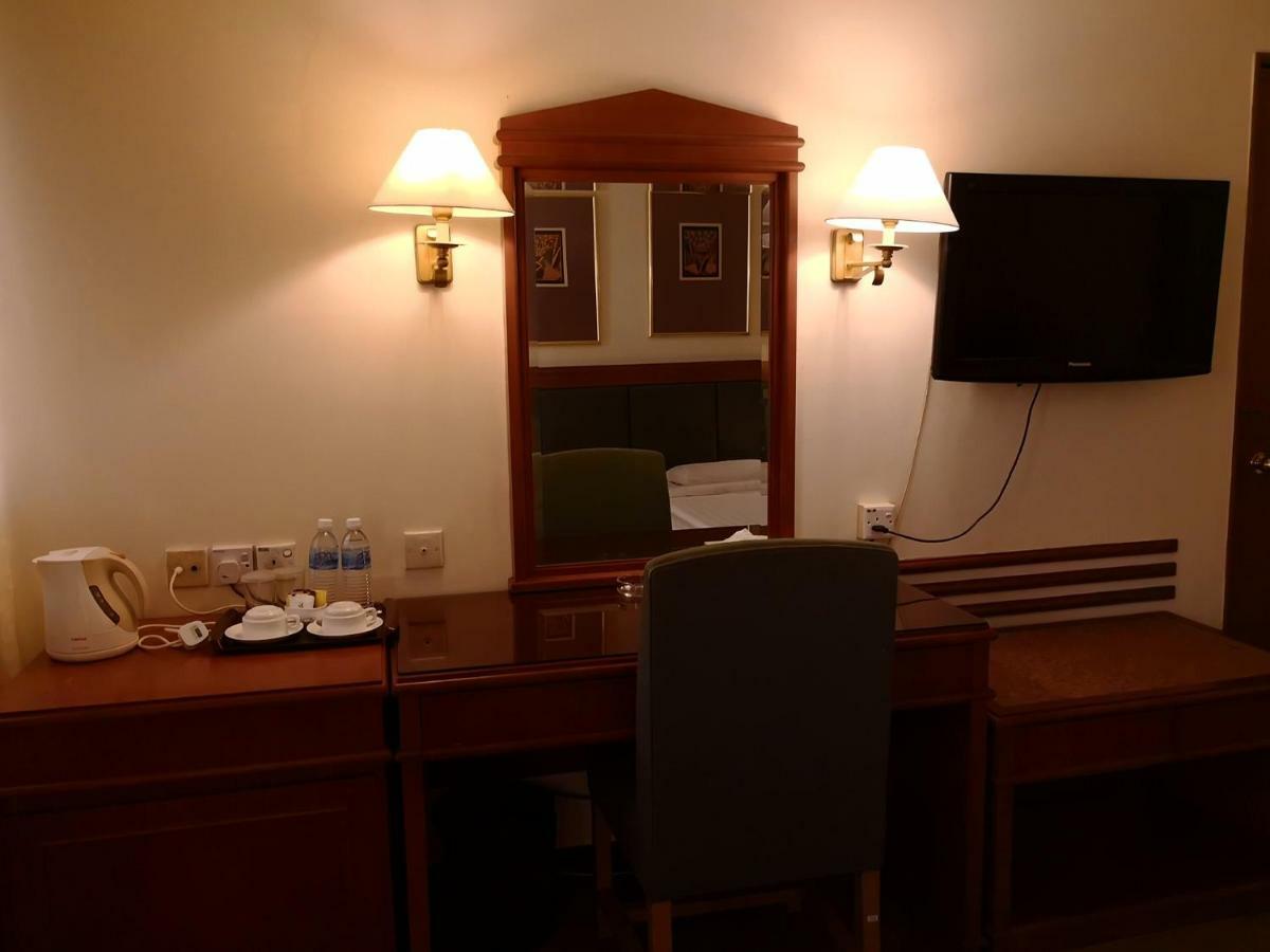 The Executive Hotel Lahad Datu Kültér fotó