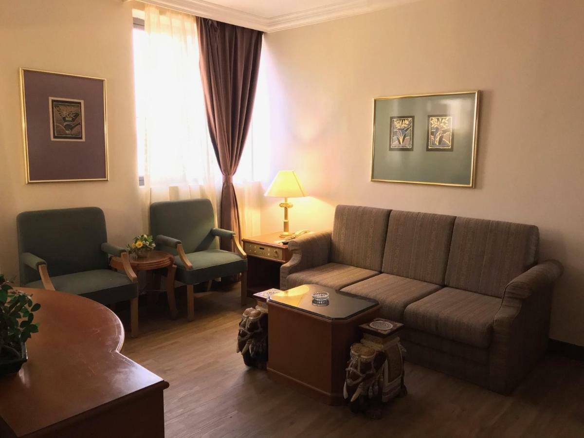 The Executive Hotel Lahad Datu Kültér fotó