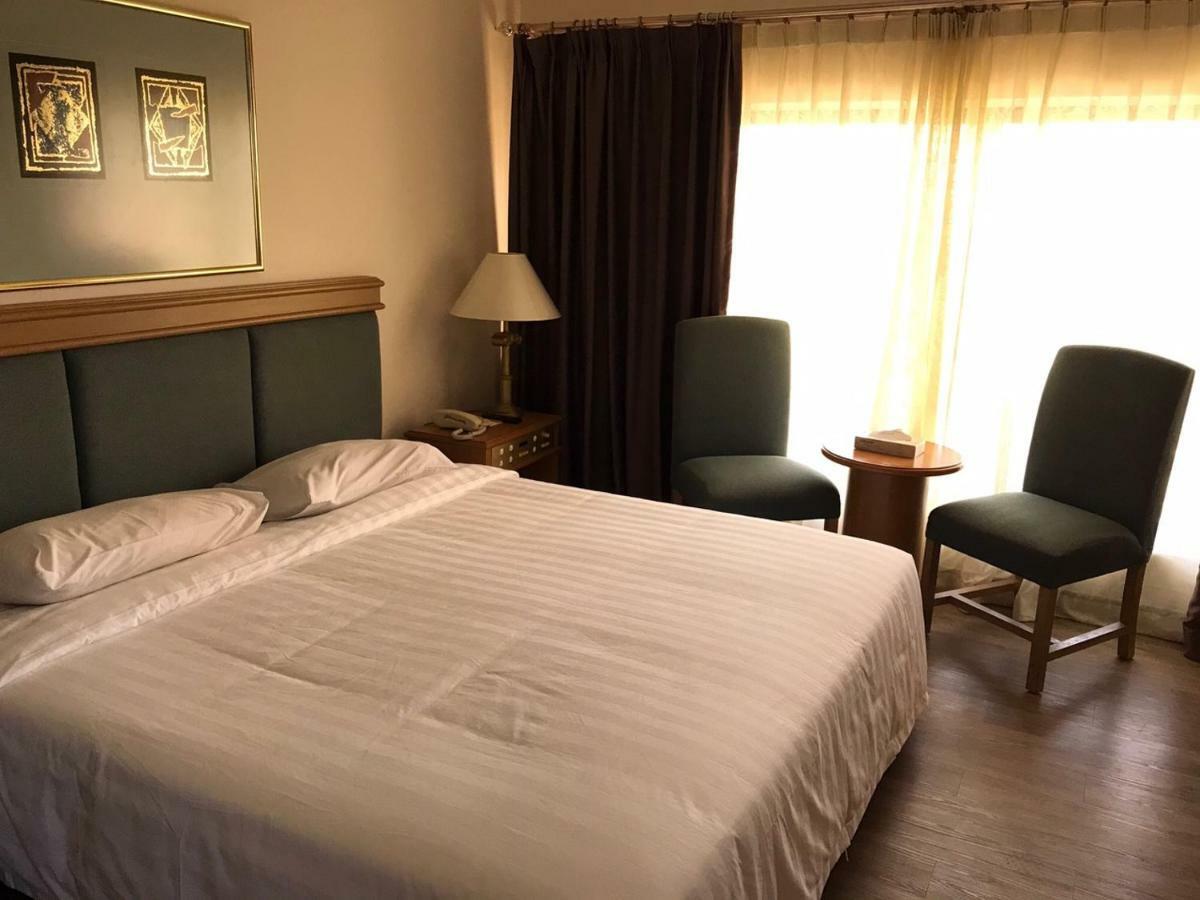 The Executive Hotel Lahad Datu Kültér fotó