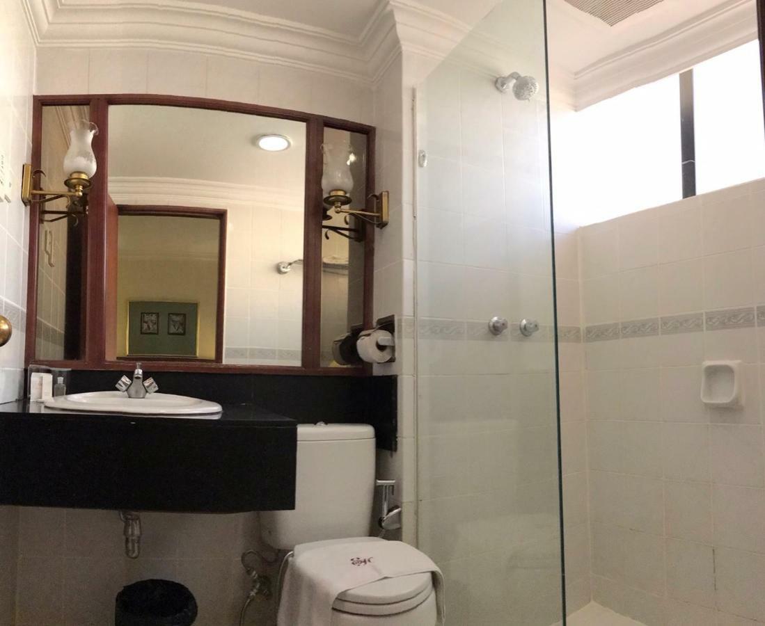 The Executive Hotel Lahad Datu Kültér fotó